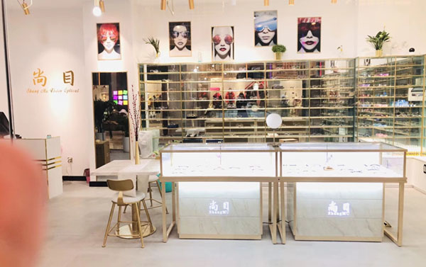 玻璃珠寶展柜為何受歡迎？