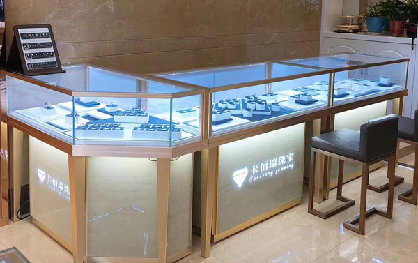 商場(chǎng)珠寶展柜定做 商場(chǎng)珠寶展柜定做