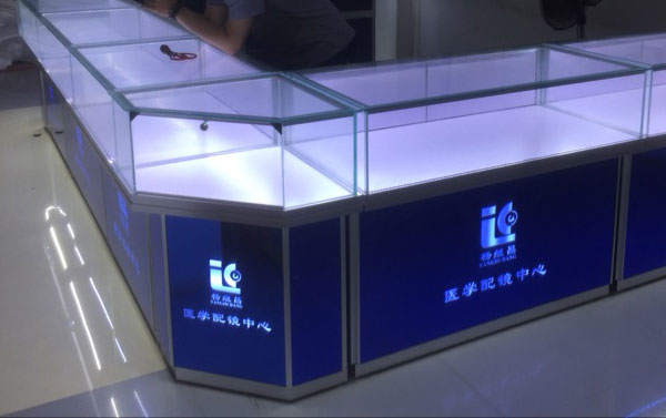 商品展示柜的定價(jià)會(huì)受什么因素的影響？